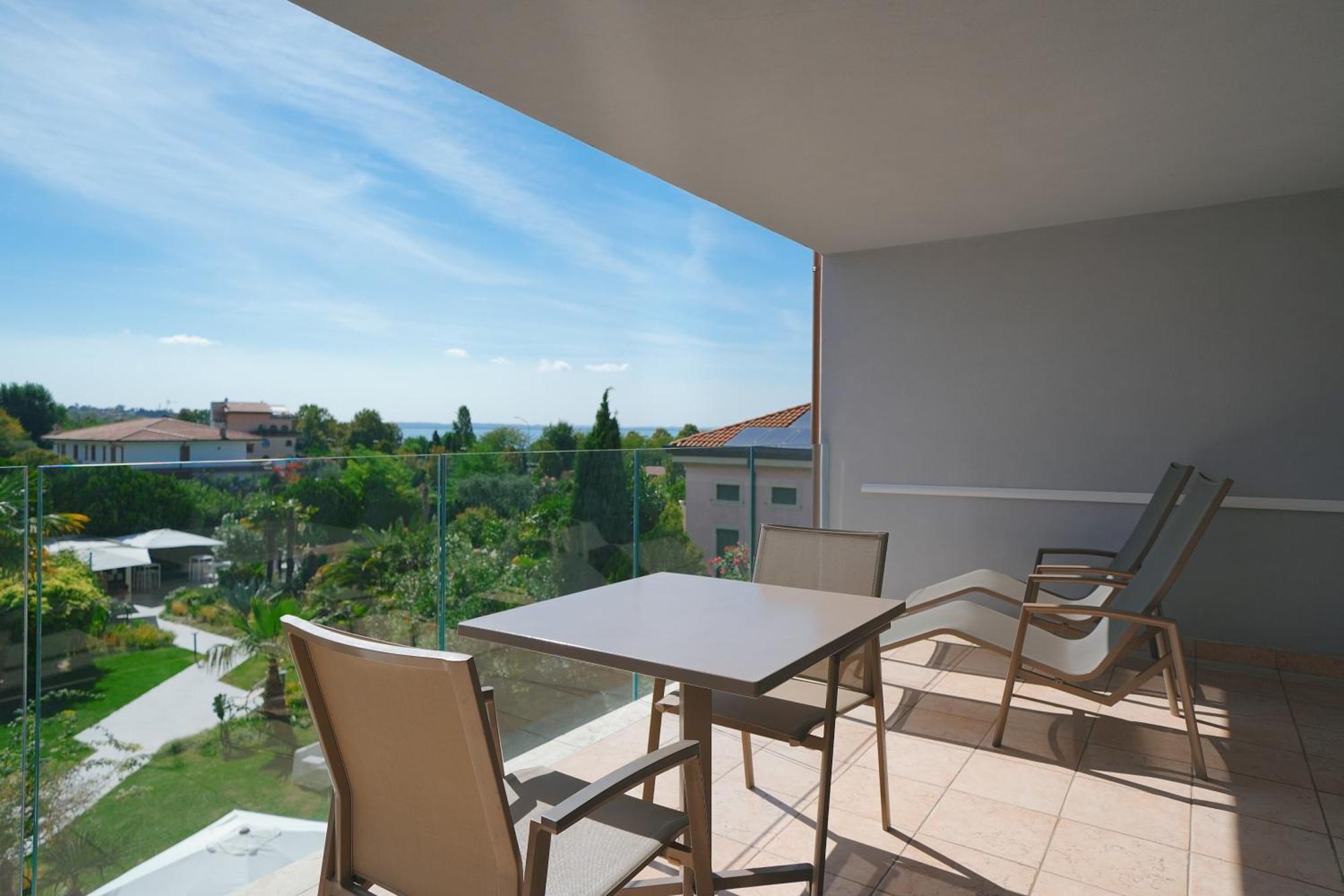 Residence Hotel Palazzo Della Scala Lazise Camera foto