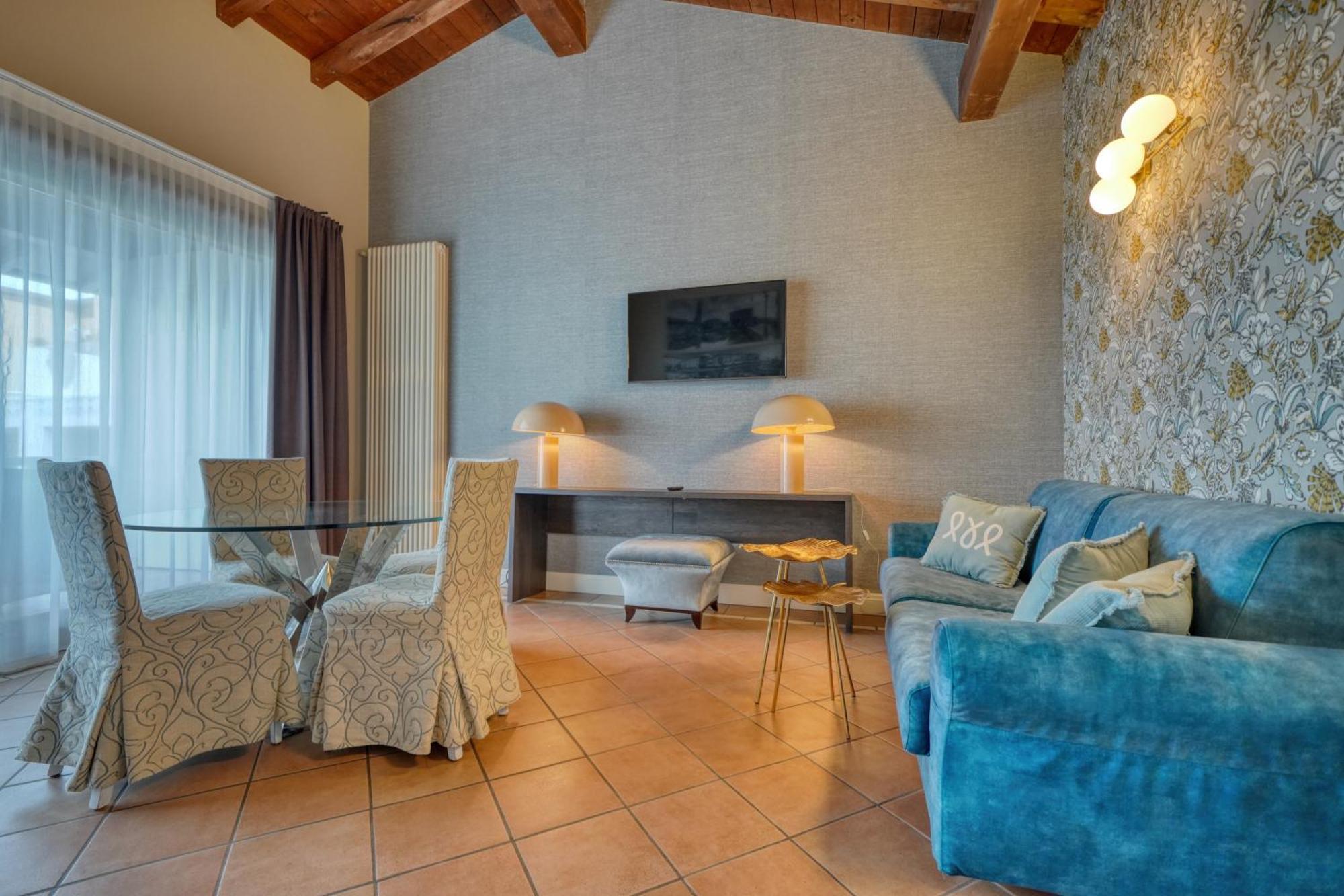 Residence Hotel Palazzo Della Scala Lazise Camera foto